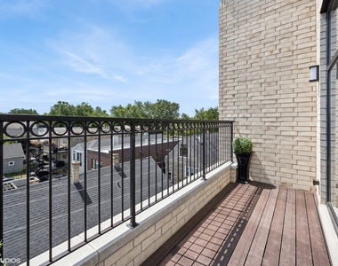 1615 W Irving Park Road - Photo Thumbnail 9