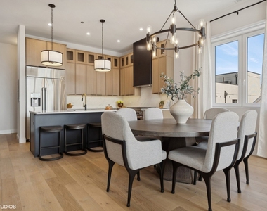 1615 W Irving Park Road - Photo Thumbnail 1