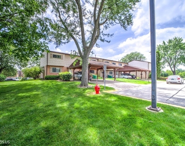 1773 Shoshonee Trail - Photo Thumbnail 17