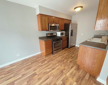 195 Thomas Court - Photo Thumbnail 6
