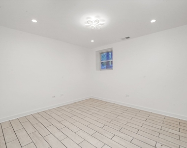 2203 W Giddings Street - Photo Thumbnail 6
