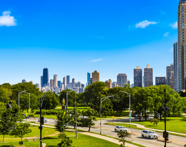 340 W Diversey Parkway - Photo Thumbnail 7