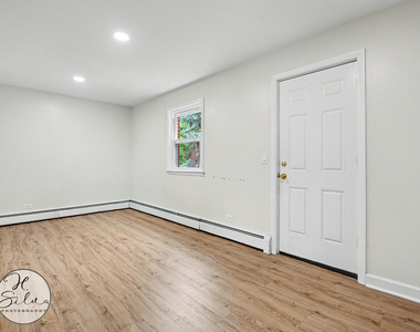 10 Arrowhead Drive - Photo Thumbnail 10