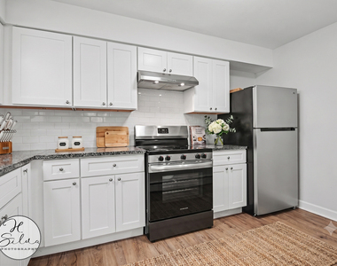 10 Arrowhead Drive - Photo Thumbnail 5