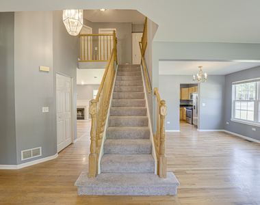 2464 Blue Spruce Lane - Photo Thumbnail 2
