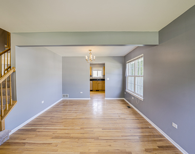 2464 Blue Spruce Lane - Photo Thumbnail 3