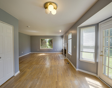 2464 Blue Spruce Lane - Photo Thumbnail 7