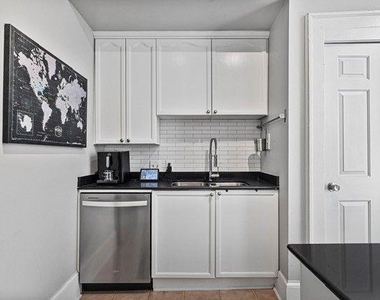 690 Piedmont Avenue Ne - Photo Thumbnail 13