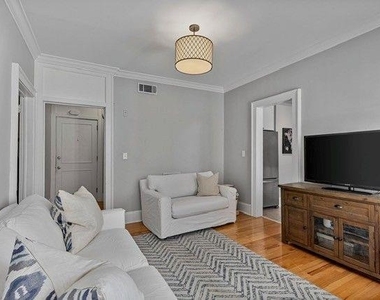 690 Piedmont Avenue Ne - Photo Thumbnail 4