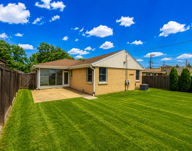 408 S Albert Street - Photo Thumbnail 34