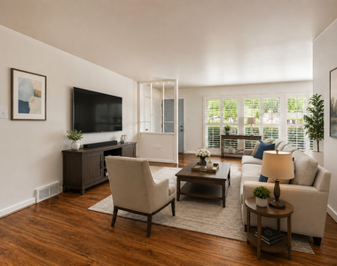 408 S Albert Street - Photo Thumbnail 3