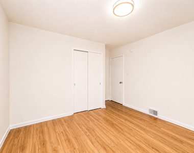 408 S Albert Street - Photo Thumbnail 25