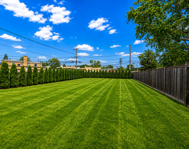 408 S Albert Street - Photo Thumbnail 36