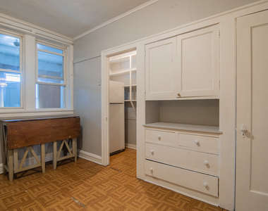 7841 S Kingston Avenue - Photo Thumbnail 4