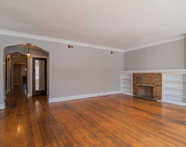 7841 S Kingston Avenue - Photo Thumbnail 15