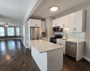1847 W Garfield Boulevard - Photo Thumbnail 4