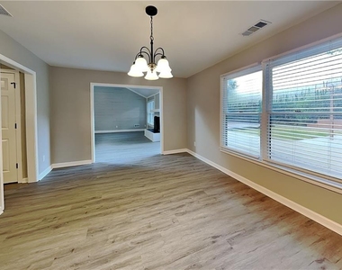 1100 Lake Drive - Photo Thumbnail 7