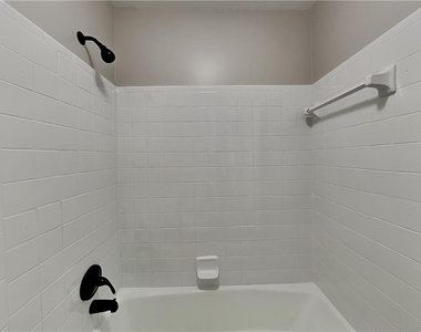 1100 Lake Drive - Photo Thumbnail 21