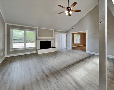 1100 Lake Drive - Photo Thumbnail 2