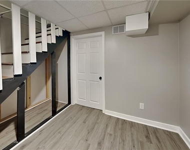 1100 Lake Drive - Photo Thumbnail 23