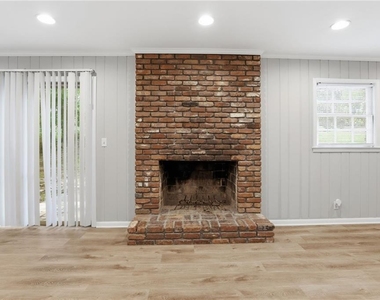 4411 Langdon Drive - Photo Thumbnail 23
