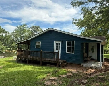 210 W James Circle - Photo Thumbnail 2