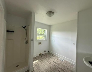 210 W James Circle - Photo Thumbnail 10