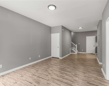 2351 Perry Boulevard Nw - Photo Thumbnail 4