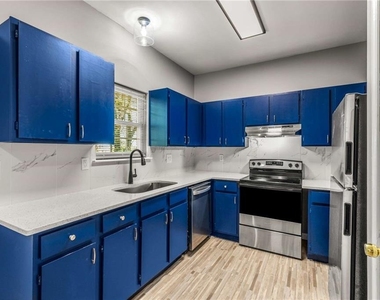 2351 Perry Boulevard Nw - Photo Thumbnail 6