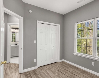 2351 Perry Boulevard Nw - Photo Thumbnail 18