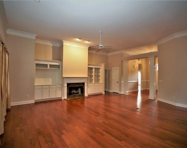 2515 Harman Park Court - Photo Thumbnail 6