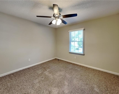 5336 Muirwood Place - Photo Thumbnail 12