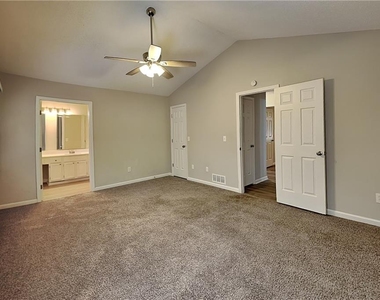 5336 Muirwood Place - Photo Thumbnail 7