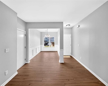 4852 Tangerine Circle - Photo Thumbnail 5
