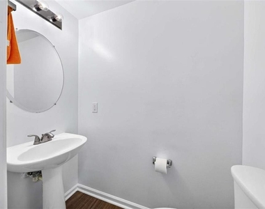 4852 Tangerine Circle - Photo Thumbnail 11