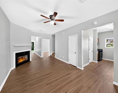 4852 Tangerine Circle - Photo Thumbnail 14
