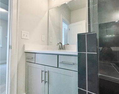 1037 Burnside Place Nw - Photo Thumbnail 14