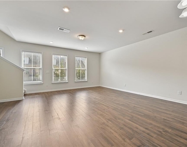3798 Hidden Valley Circle - Photo Thumbnail 16