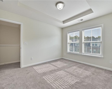3798 Hidden Valley Circle - Photo Thumbnail 14