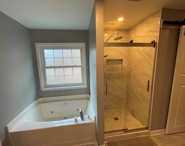 13580 Weycroft Circle - Photo Thumbnail 12