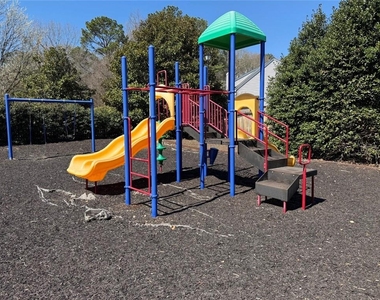 13580 Weycroft Circle - Photo Thumbnail 25