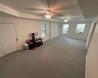 13580 Weycroft Circle - Photo Thumbnail 17