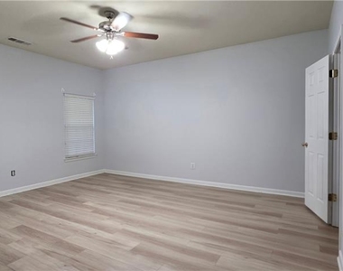 1415 Raven Rock Trail - Photo Thumbnail 17