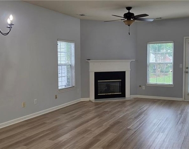 1415 Raven Rock Trail - Photo Thumbnail 5