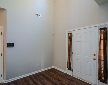 3063 Grace Court - Photo Thumbnail 3