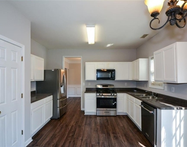 3063 Grace Court - Photo Thumbnail 12