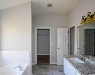 3063 Grace Court - Photo Thumbnail 24