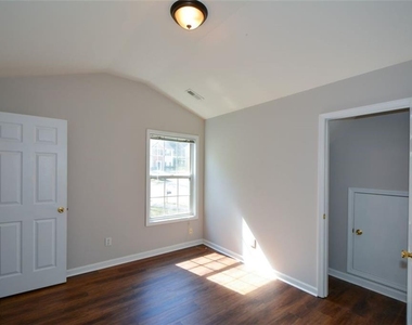 3063 Grace Court - Photo Thumbnail 27