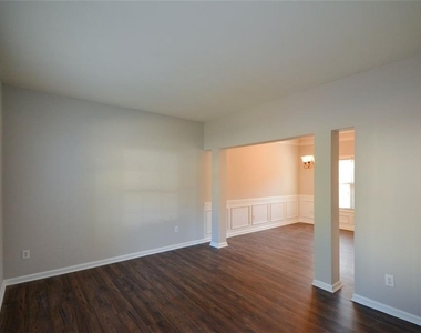 3063 Grace Court - Photo Thumbnail 7