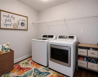 3063 Grace Court - Photo Thumbnail 20